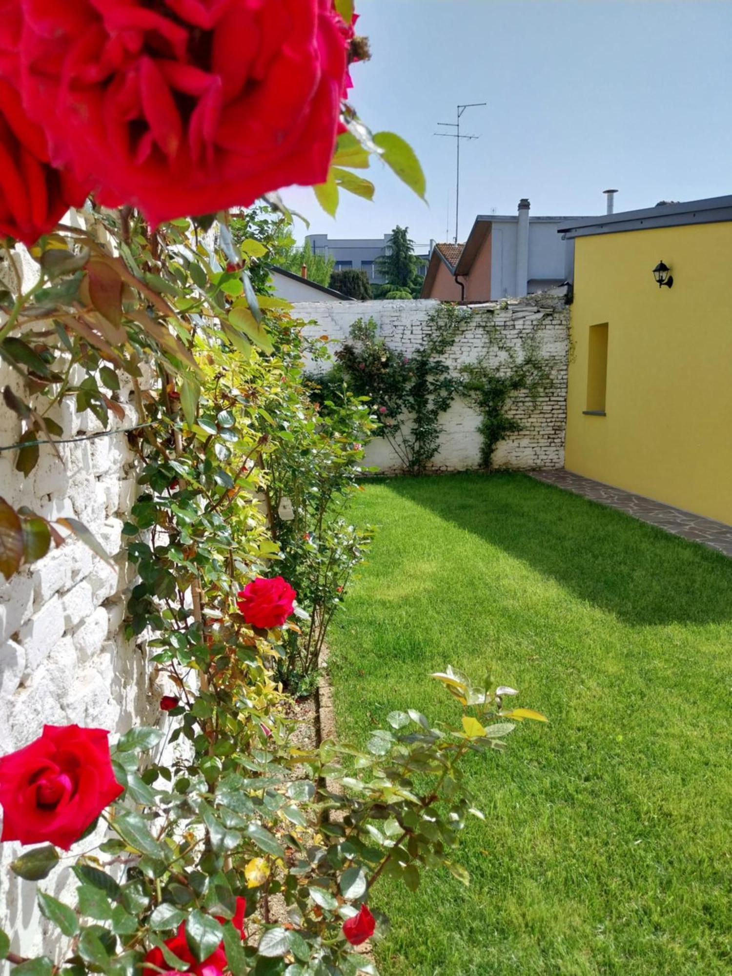 B&B La Casa Gialla Ravenna Esterno foto